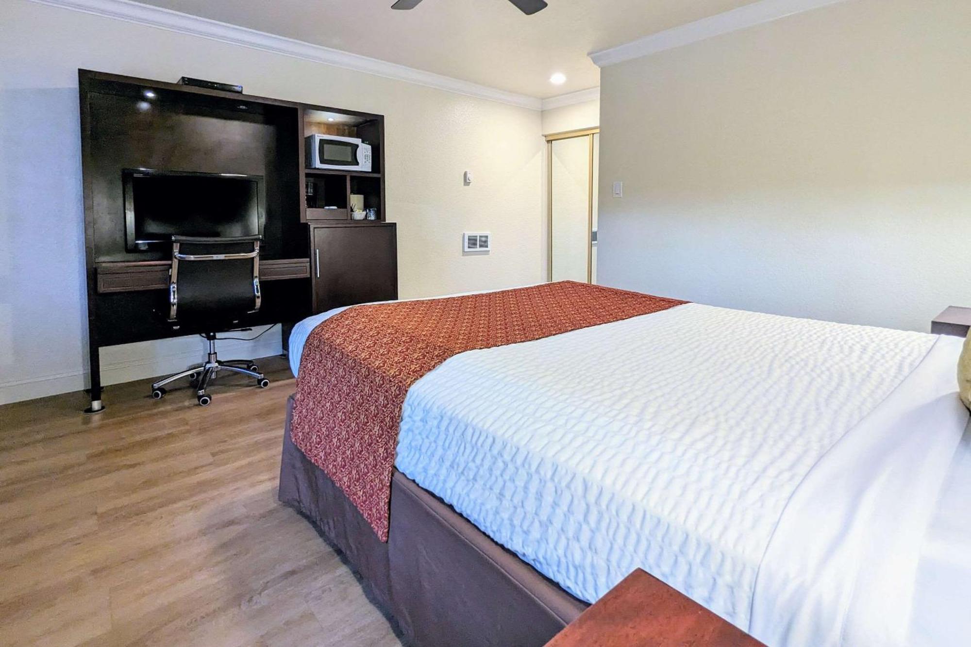 Clarion Collection Wilkie'S Inn Pacific Grove - Monterey Buitenkant foto