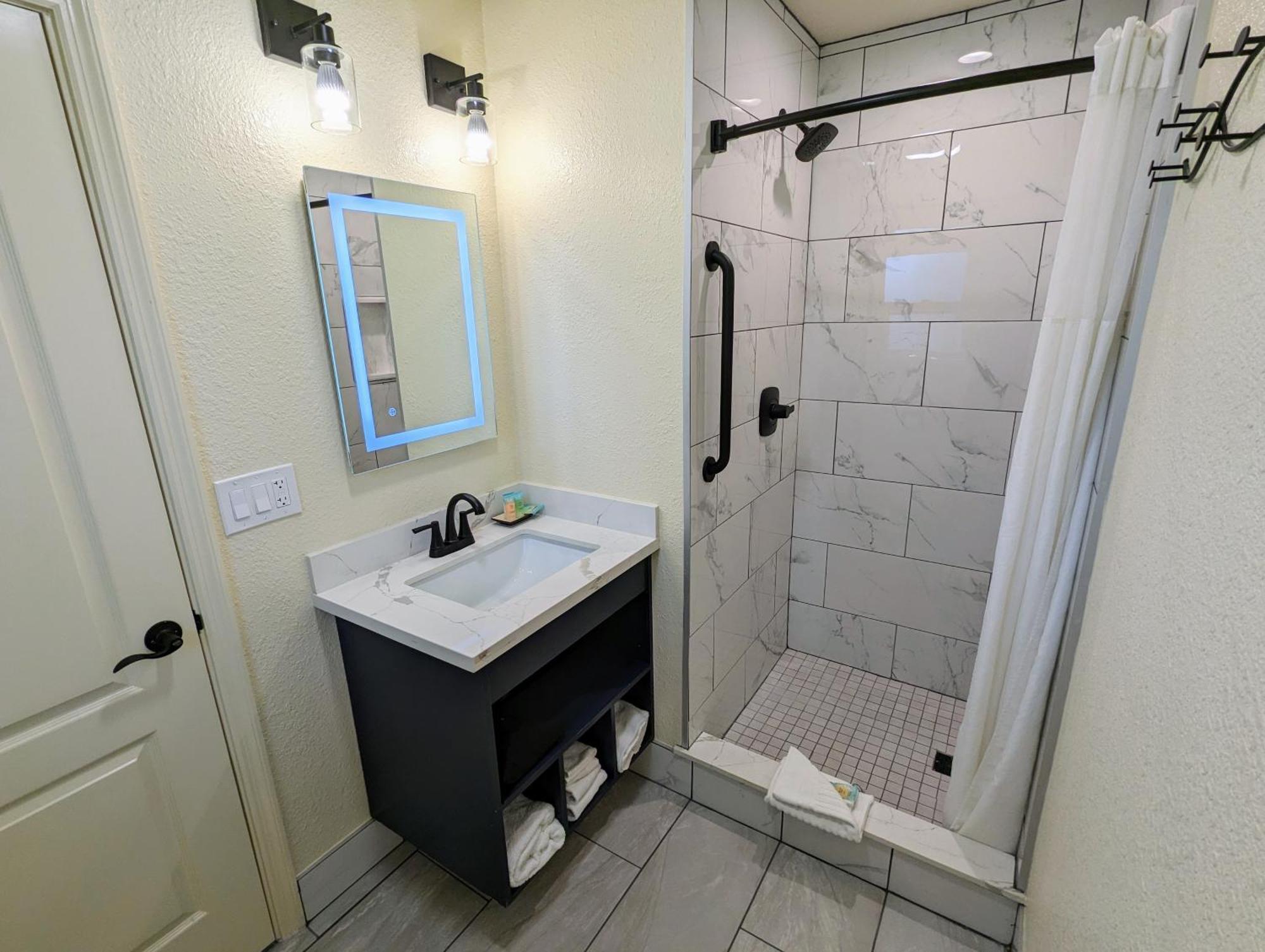 Clarion Collection Wilkie'S Inn Pacific Grove - Monterey Buitenkant foto
